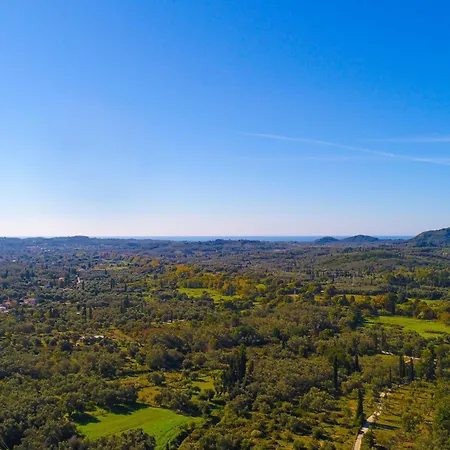 Lägenhet Jenny's House Strongylí